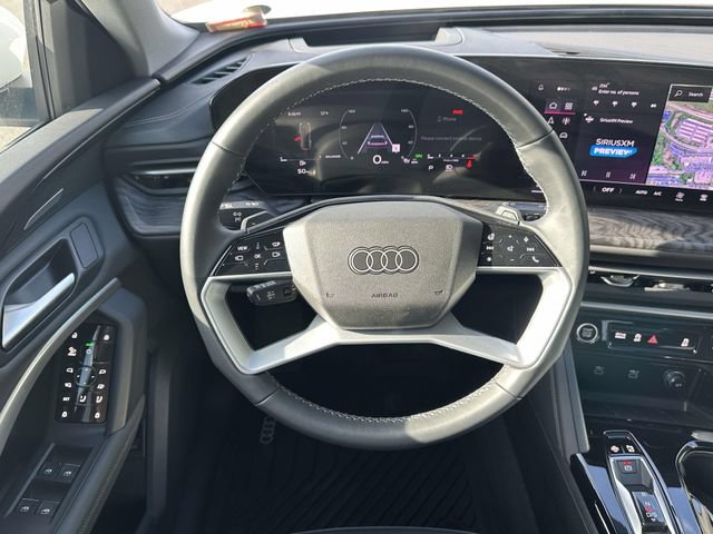 Used 2025 Audi Q5 Premium Plus w/ Premium Plus AWD/4WD image 17
