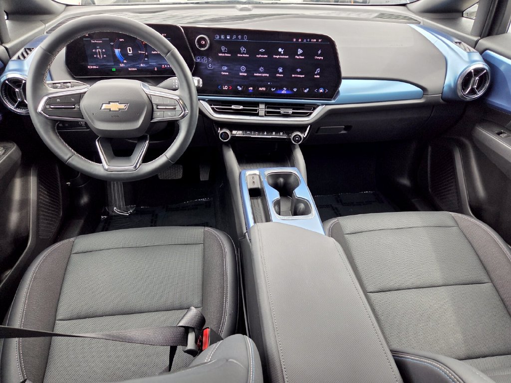 Certified 2024 Chevrolet Equinox EV LT FWD image 10