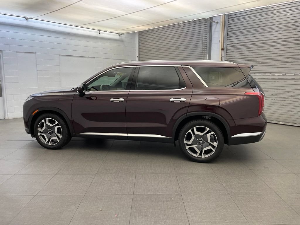 Used 2023 Hyundai Palisade Limited FWD image 10