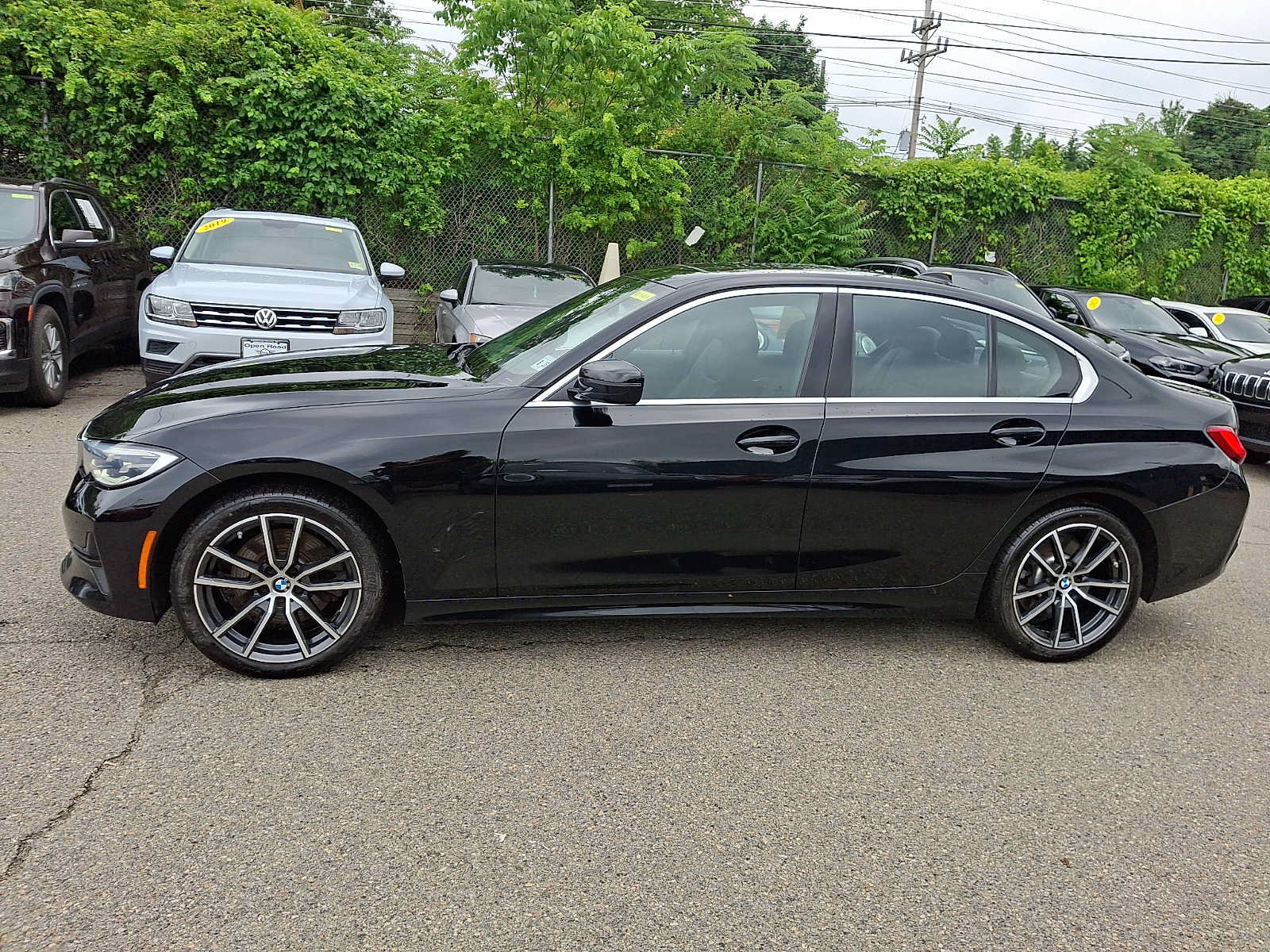 Used 2021 BMW 330i xDrive Sedan w/ Driving Assistance Package AWD/4WD image 4