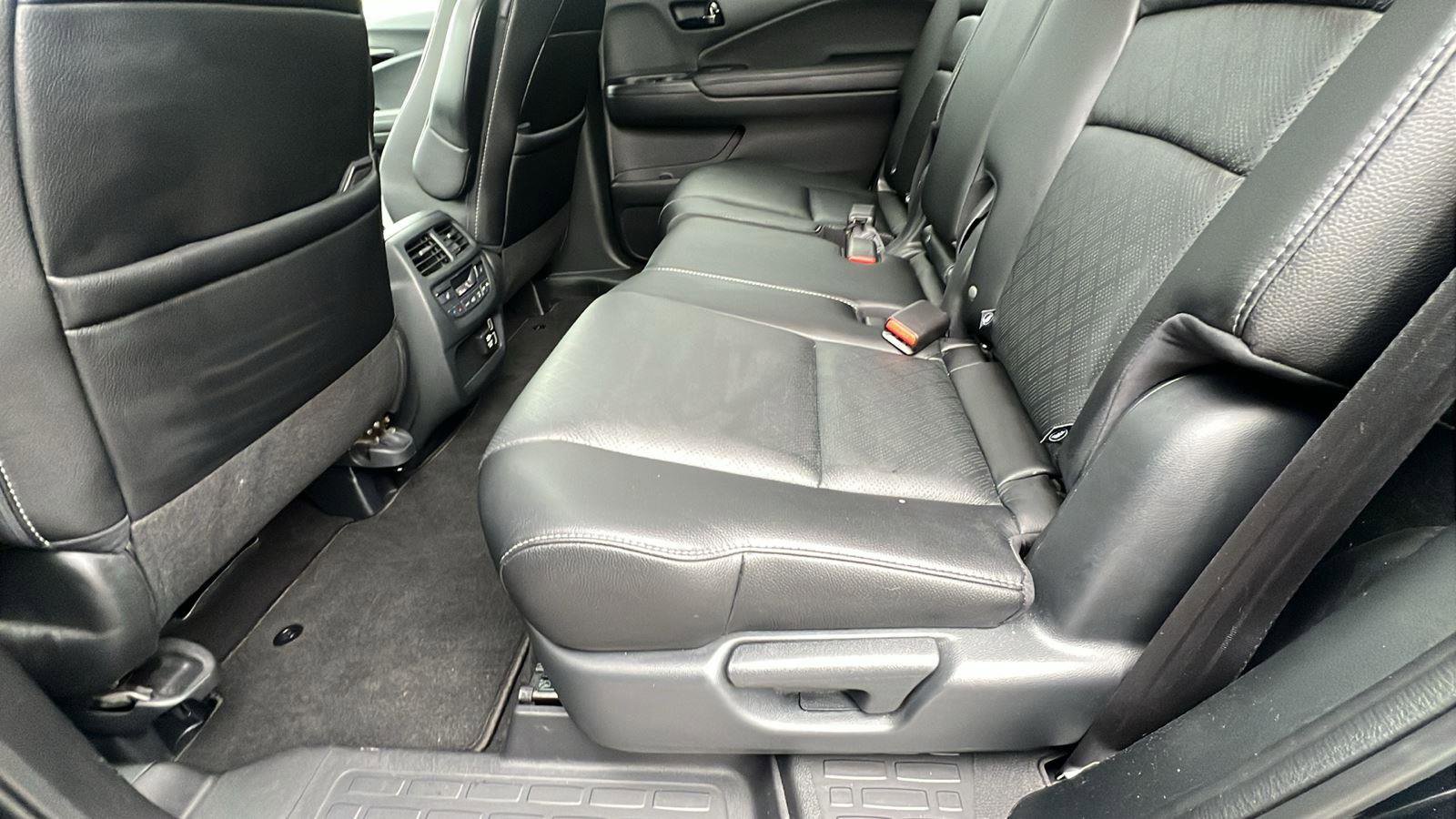 Used 2023 Honda Passport Elite image 18