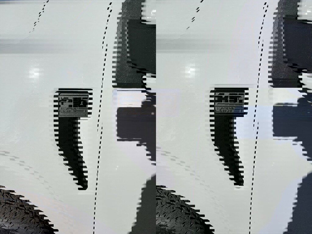 New 2026 Ford F150 Lariat w/ Equipment Group 501A Mid image 9