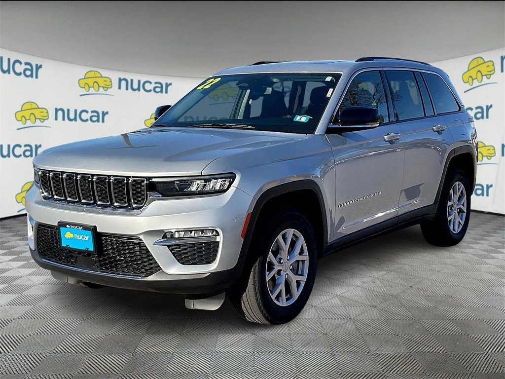 Used 2022 Jeep Grand Cherokee Limited image 3