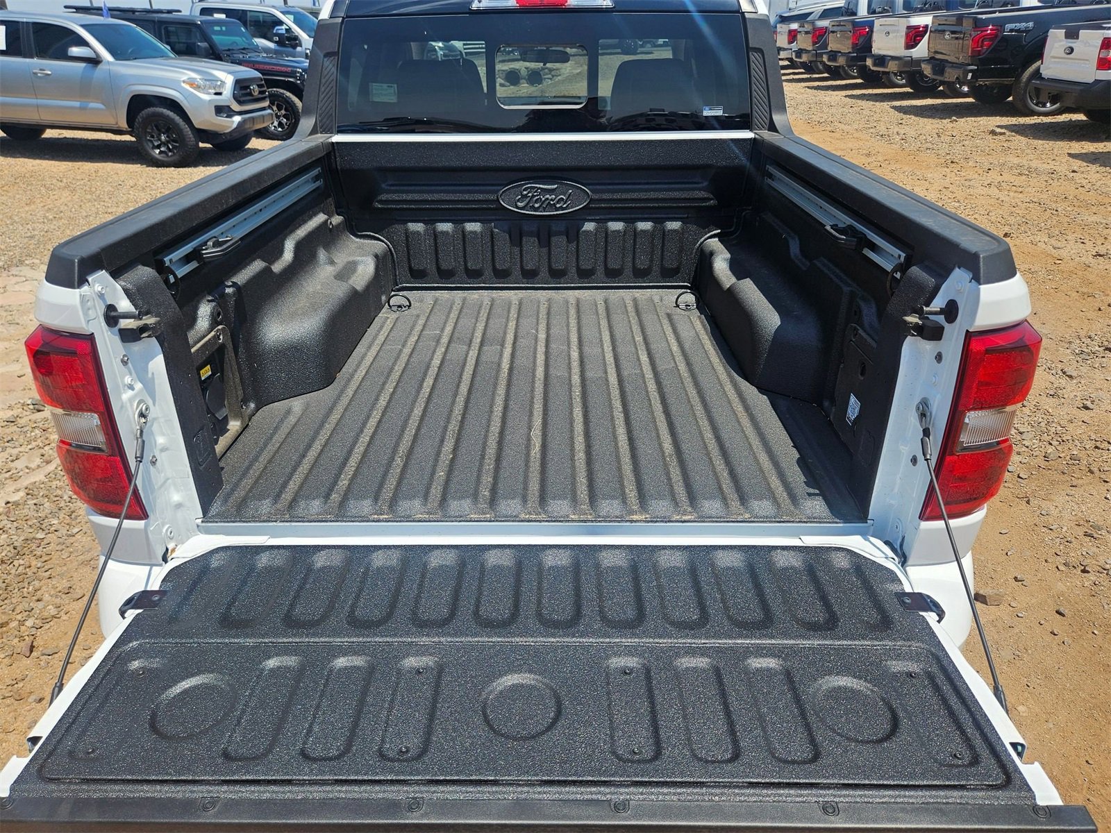 New 2025 Ford Maverick Lobo image 6