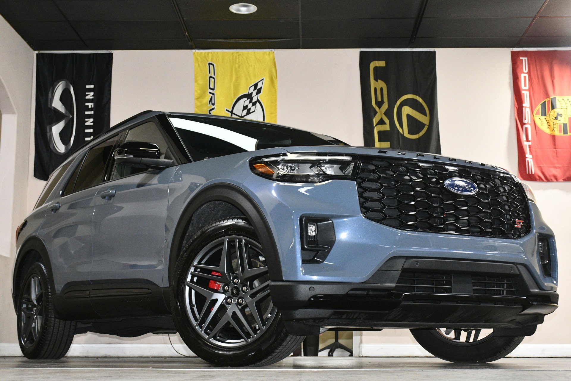 Used 2025 Ford Explorer ST w/ Sun And Sound Package image 83