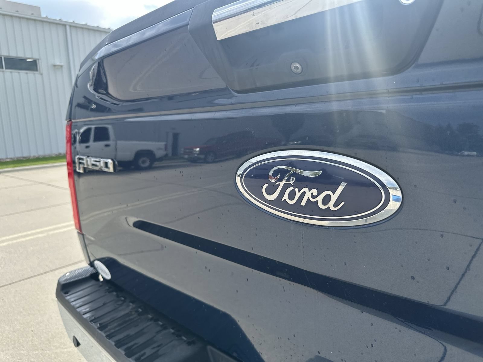 Used 2016 Ford F150 XLT w/ Equipment Group 302A Luxury AWD/4WD image 32