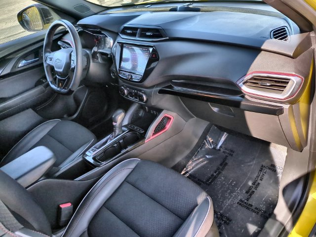 Used 2023 Chevrolet TrailBlazer RS w/ Convenience Package AWD/4WD image 32