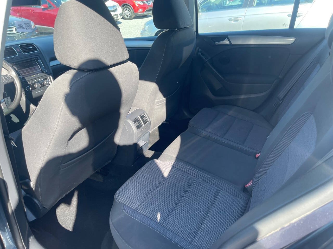 Used 2014 Volkswagen Golf TDI FWD image 19
