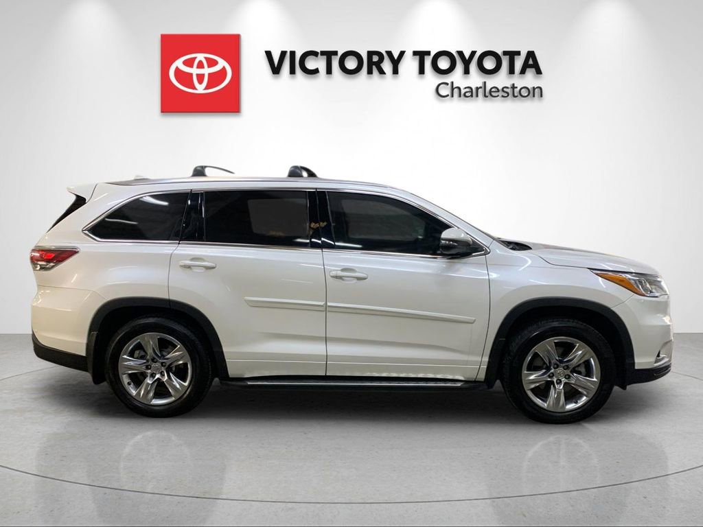 Used 2015 Toyota Highlander Limited Platinum image 6