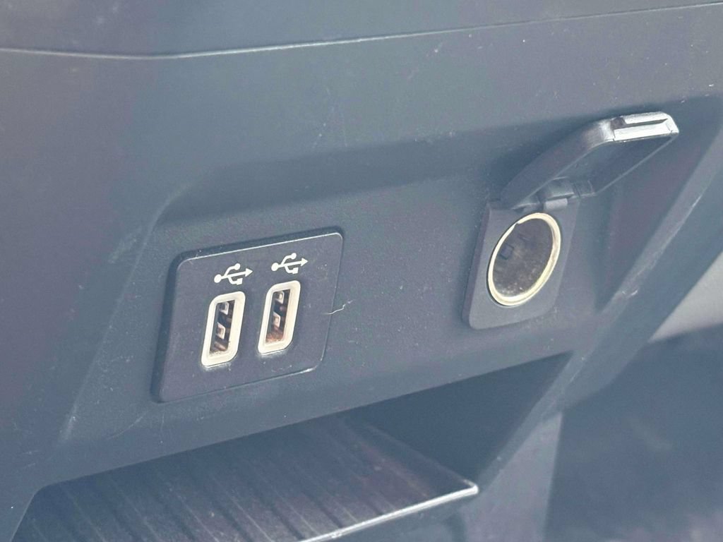Used 2019 Ford F150 XL w/ Equipment Group 101A Mid AWD/4WD image 14