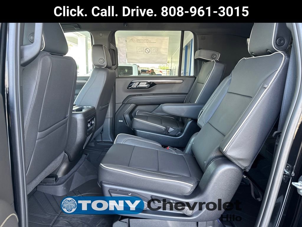 New 2025 Chevrolet Suburban Premier image 18