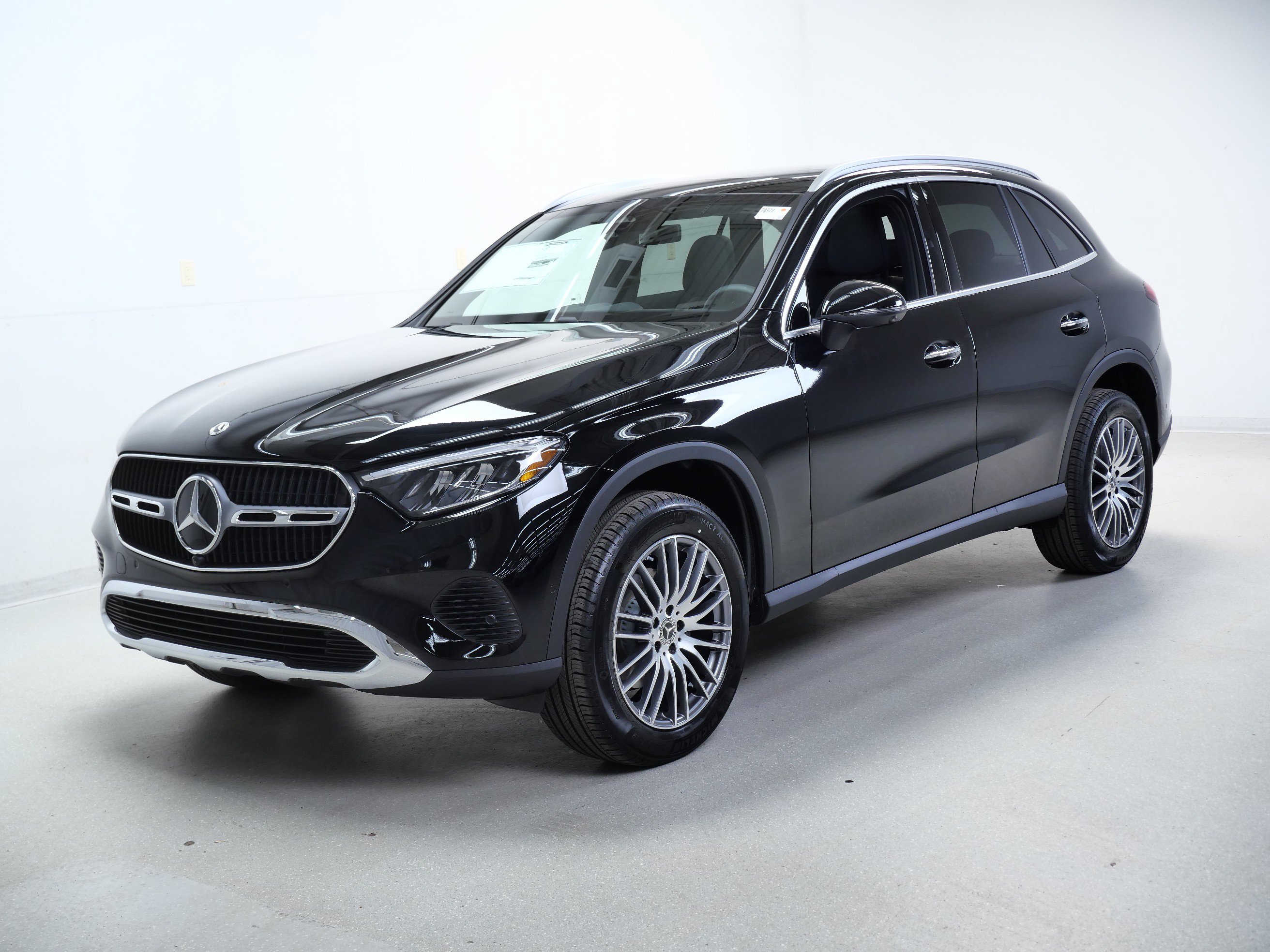 New 2026 Mercedes-Benz GLC 300 4MATIC image 14