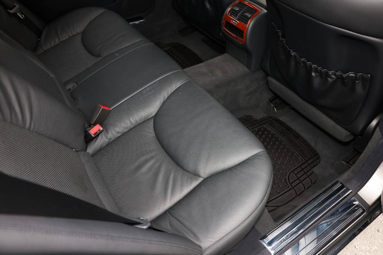 Used 2006 Mercedes-Benz S 430 4MATIC image 12