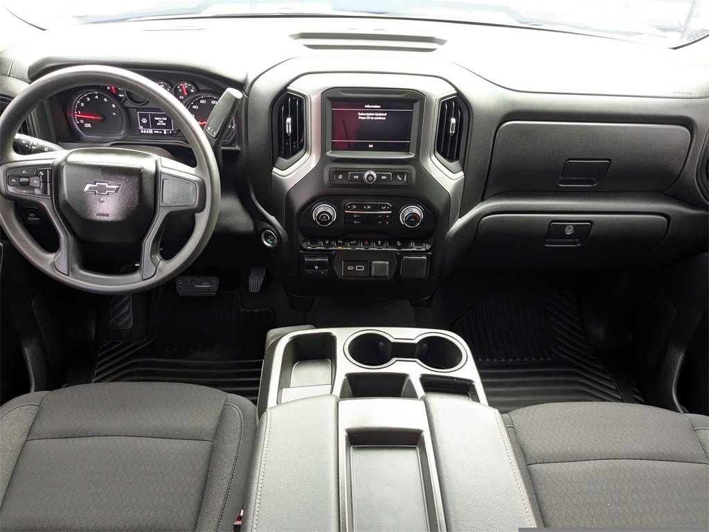 Used 2025 Chevrolet Silverado 2500 Custom w/ Custom Value Package image 15