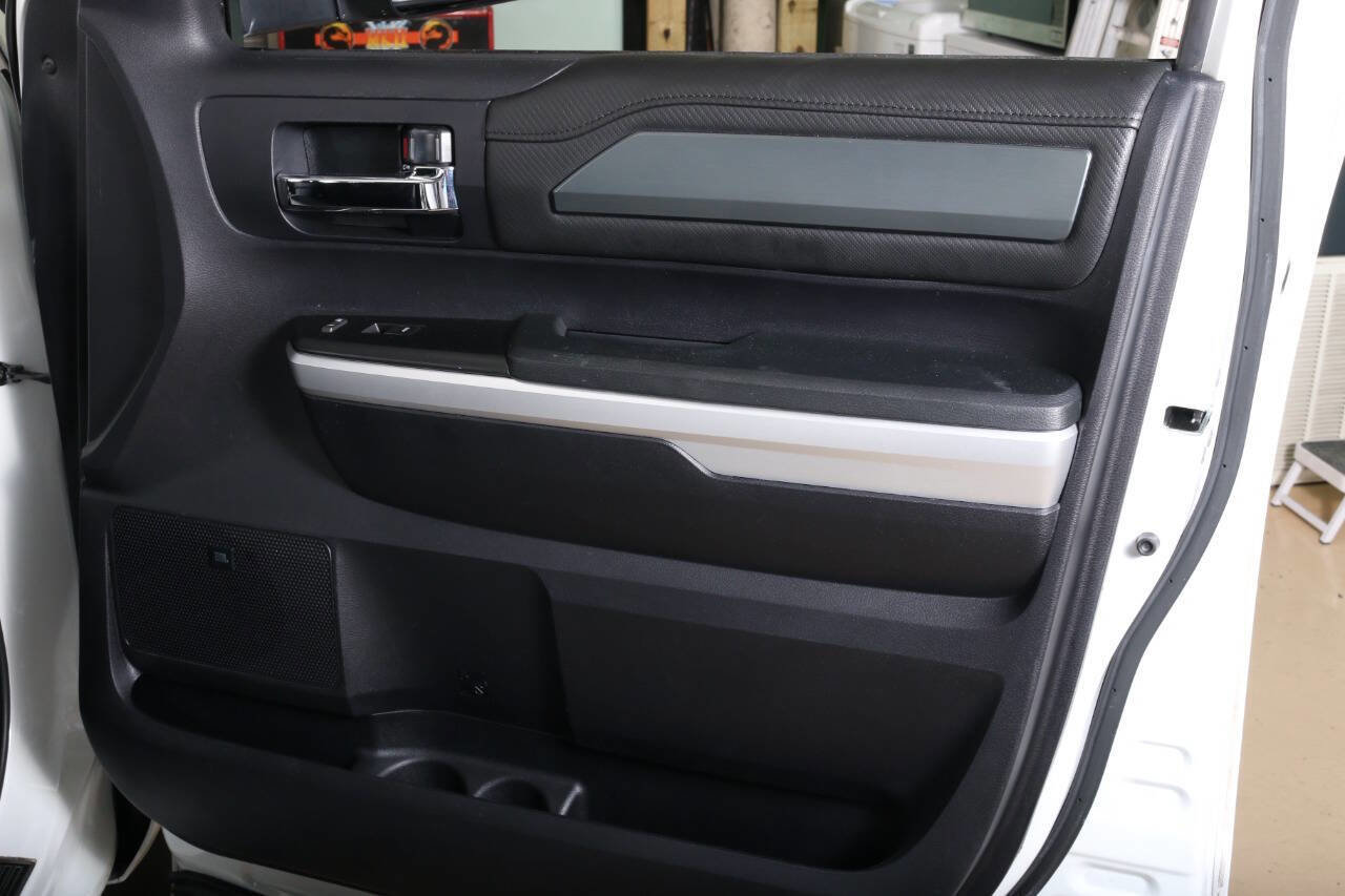 Used 2016 Toyota Tundra Platinum RWD image 36
