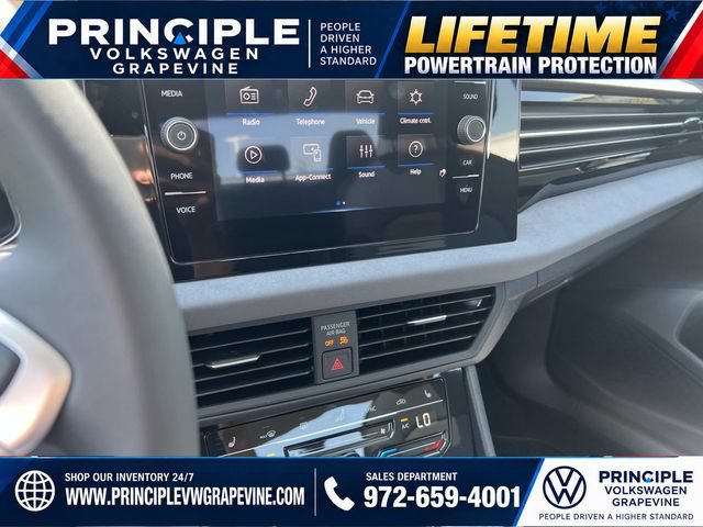 New 2027 Volkswagen Jetta SE FWD image 19