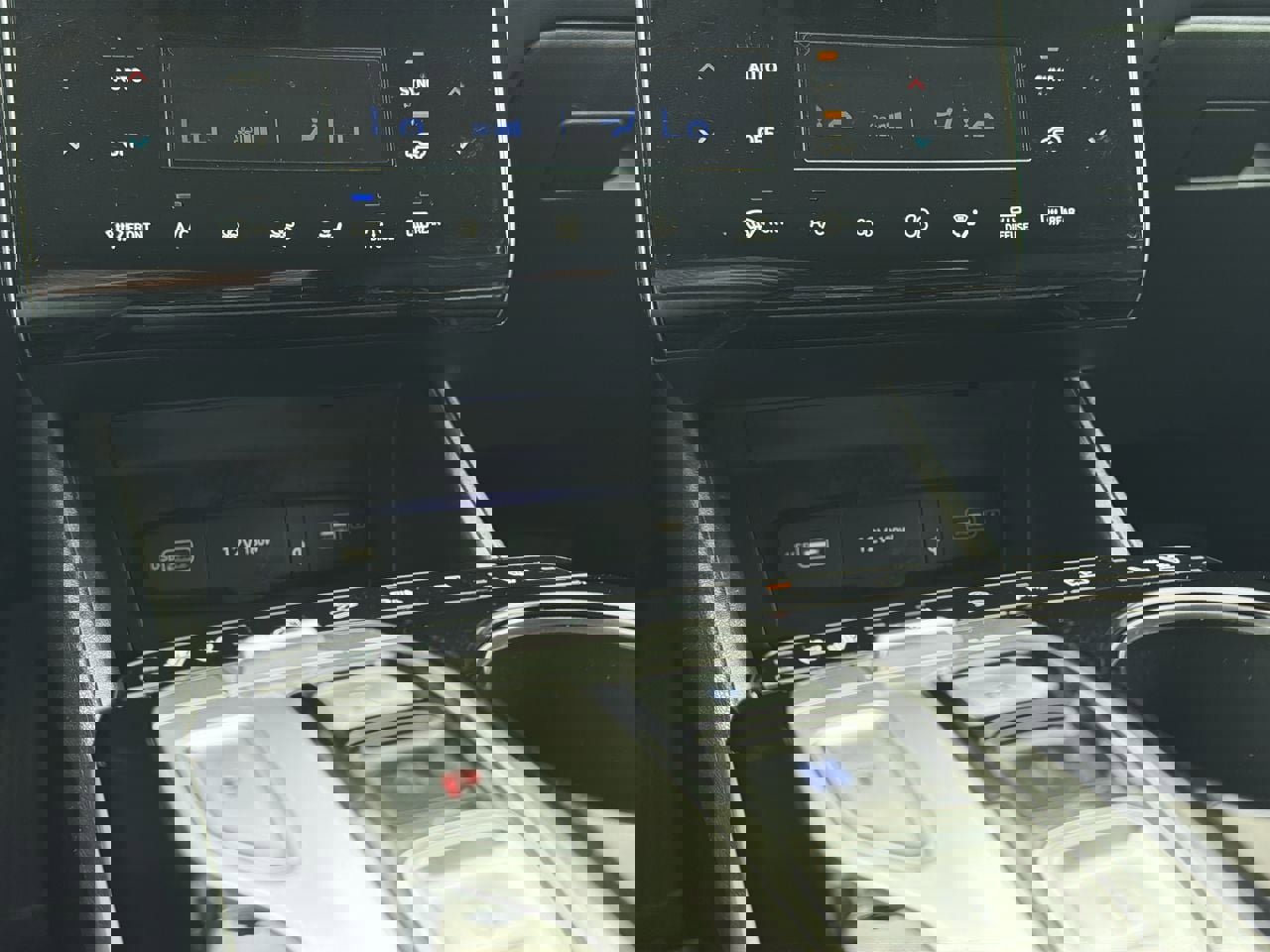 Used 2023 Hyundai Tucson Limited AWD/4WD image 20