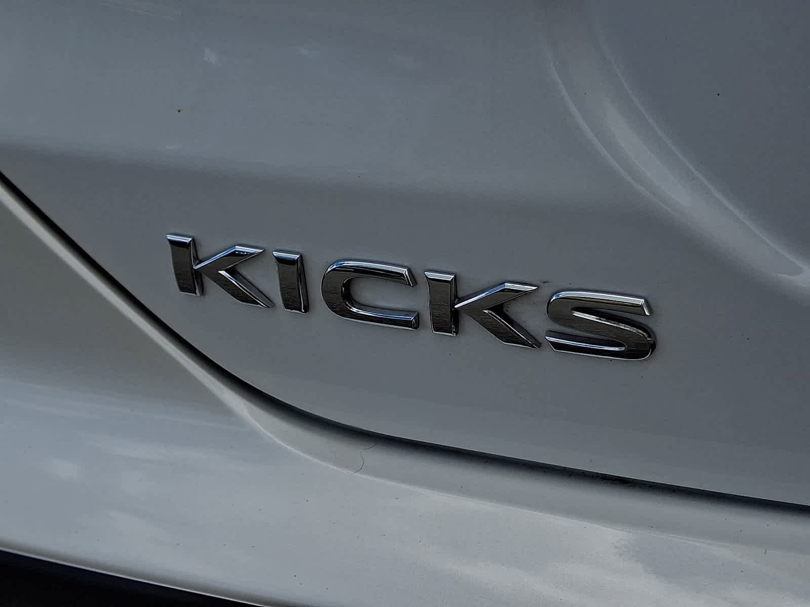 Used 2024 Nissan Kicks SV FWD image 30