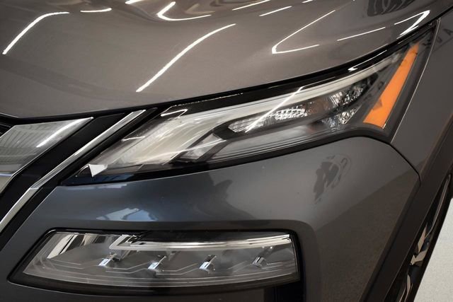 Used 2023 Nissan Rogue SL w/ SL Premium Package image 17