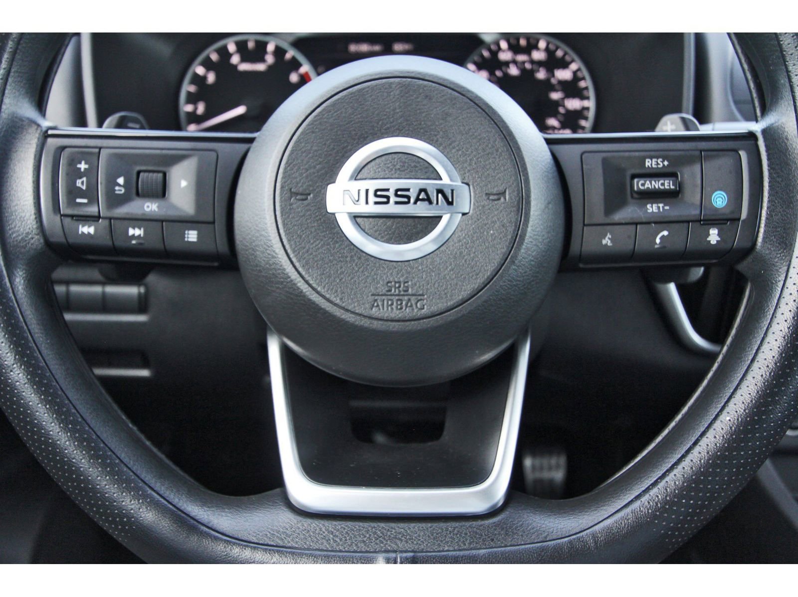 Used 2021 Nissan Rogue SV AWD/4WD image 17
