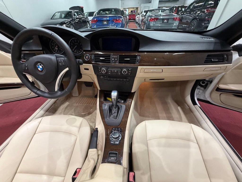 Used 2010 BMW 328i Convertible RWD image 34
