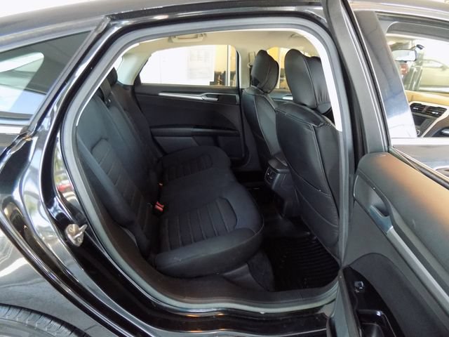 Used 2013 Ford Fusion SE FWD image 26