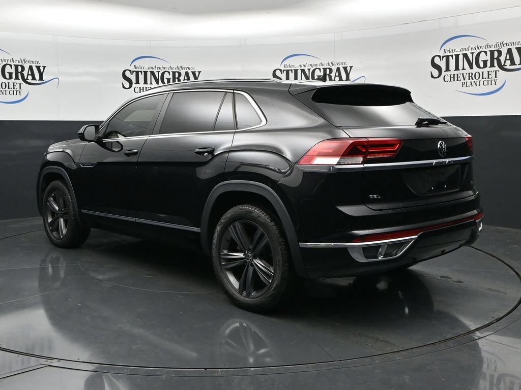 Used 2022 Volkswagen Atlas Cross Sport SEL R-Line AWD/4WD image 5