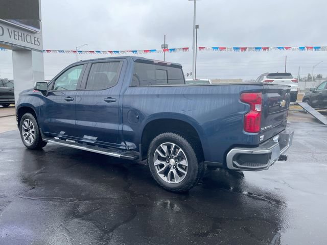 Used 2021 Chevrolet Silverado 1500 LT w/ All Star Edition Plus image 3