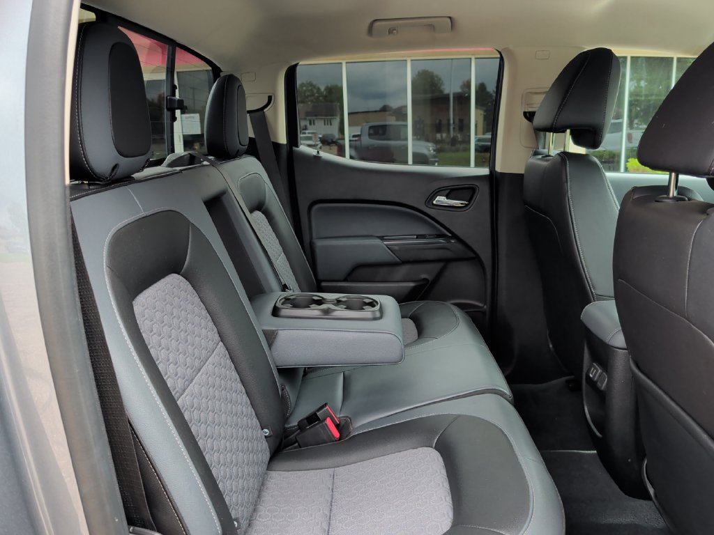 Used 2019 Chevrolet Colorado Z71 AWD/4WD image 35
