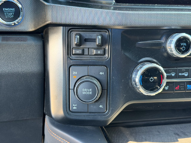 Used 2024 Ford F250 Platinum w/ FX4 Off-Road Package AWD/4WD image 15