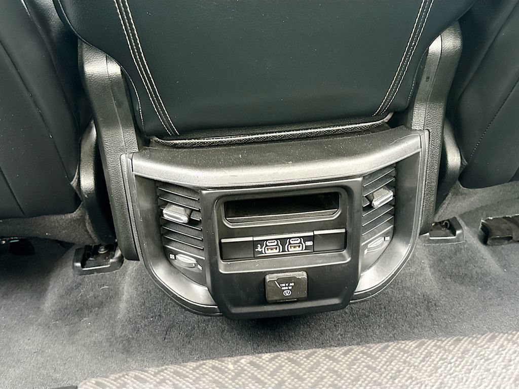 Used 2019 RAM 1500 Laramie AWD/4WD image 24