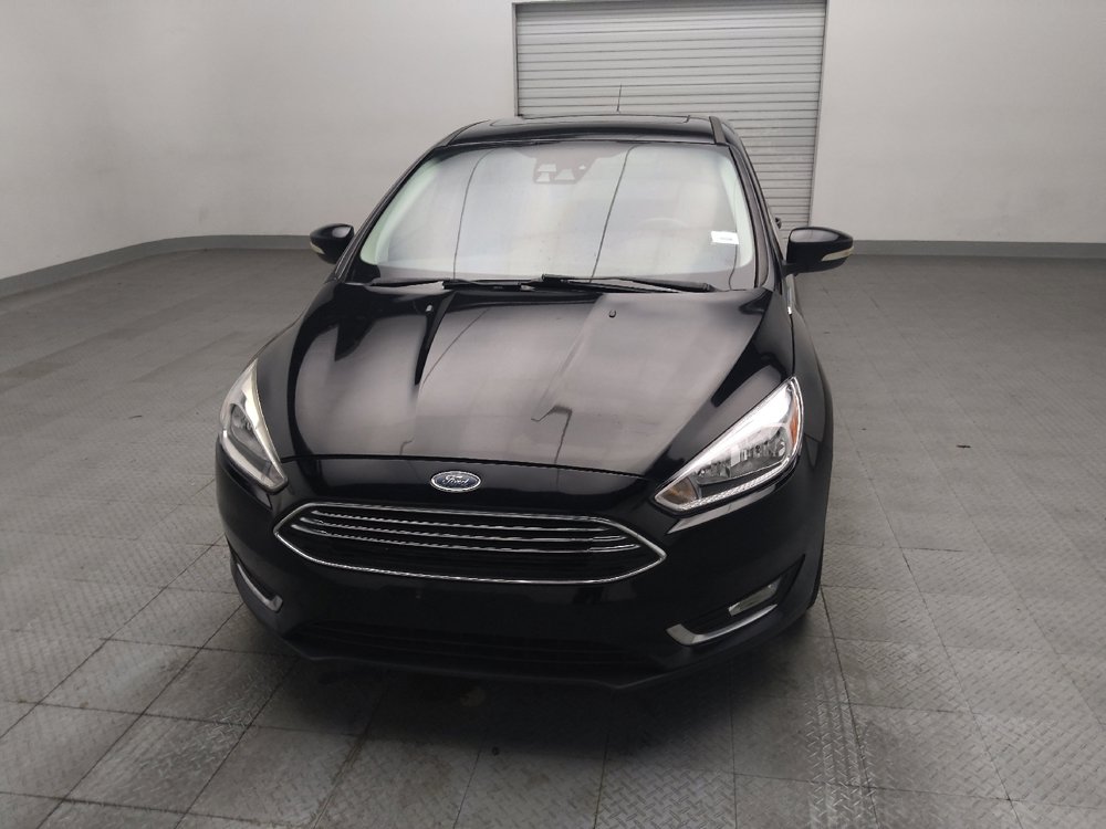 Used 2018 Ford Focus Titanium w/ Titanium Technology Package FWD image 15