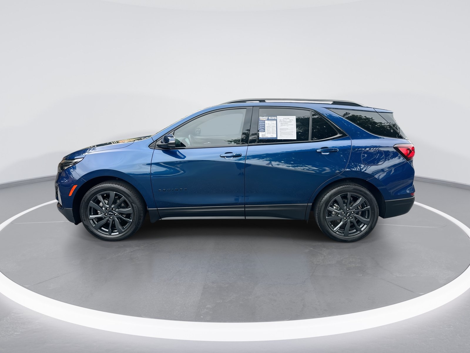 Used 2023 Chevrolet Equinox RS FWD image 6