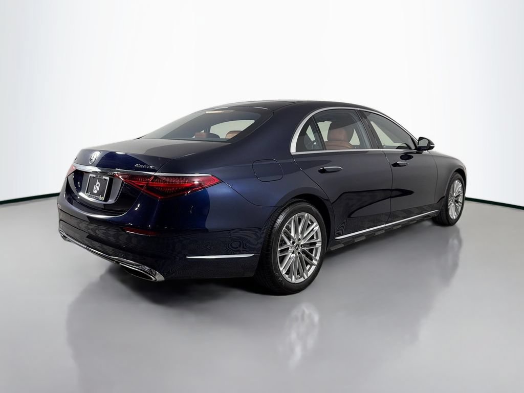 Used 2023 Mercedes-Benz S 580 4MATIC Sedan image 5