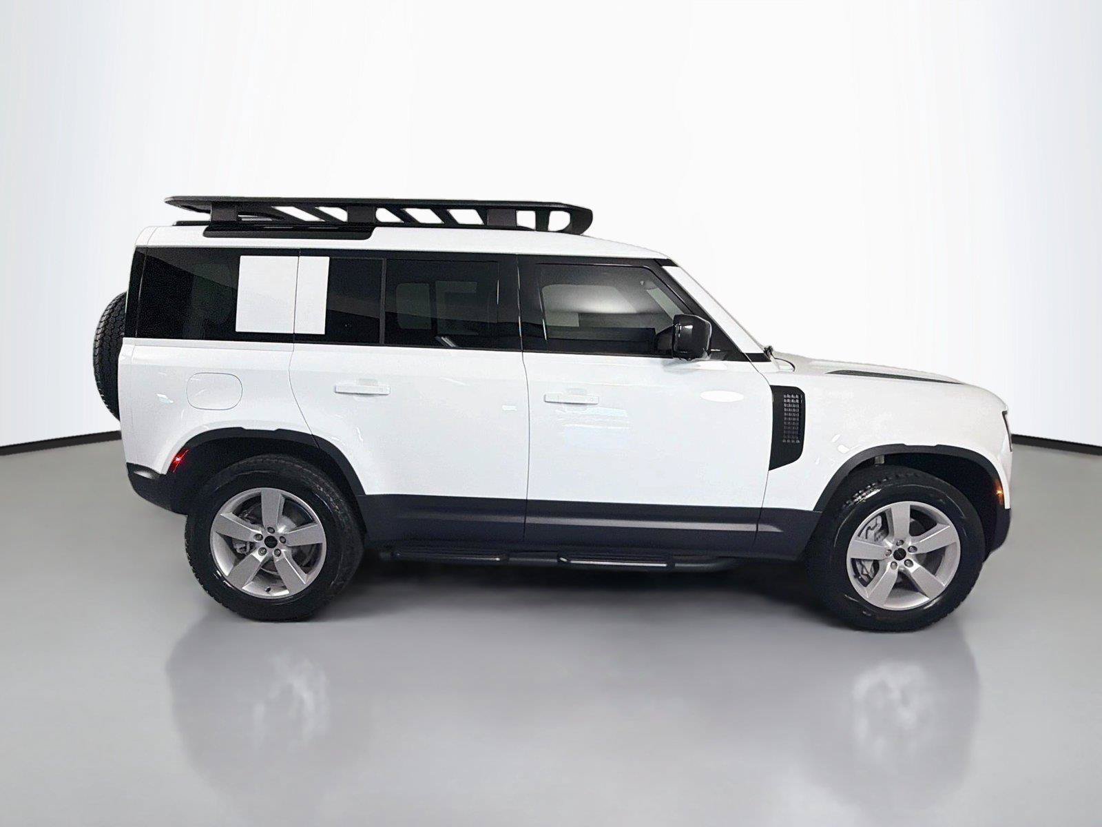 New 2026 Land Rover Defender 110 S AWD/4WD image 4