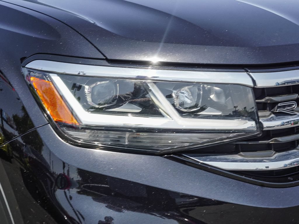 Used 2020 Volkswagen Atlas Cross Sport SE w/ Panoramic Sunroof Package AWD/4WD image 10