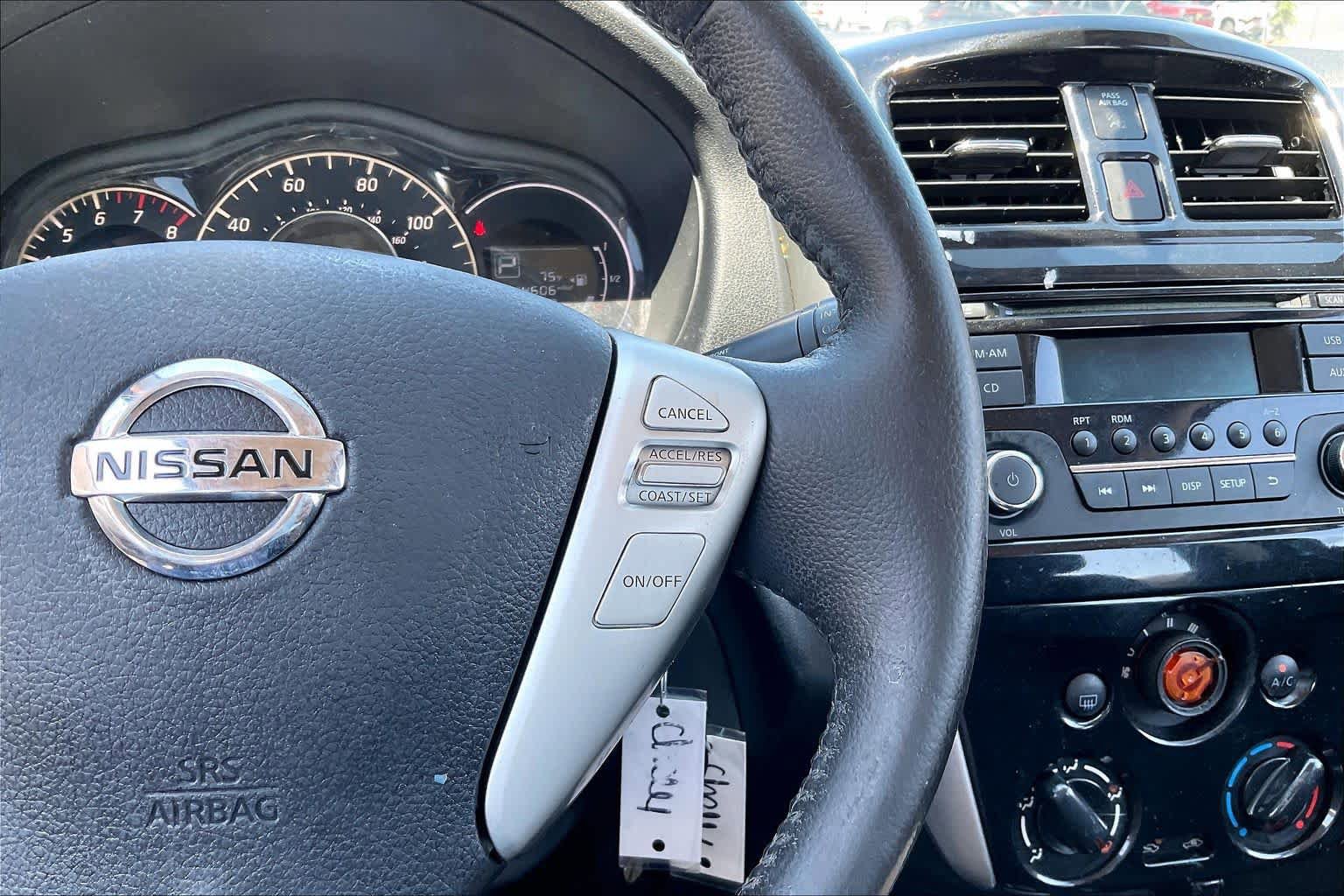 Used 2015 Nissan Versa Note SV FWD image 23
