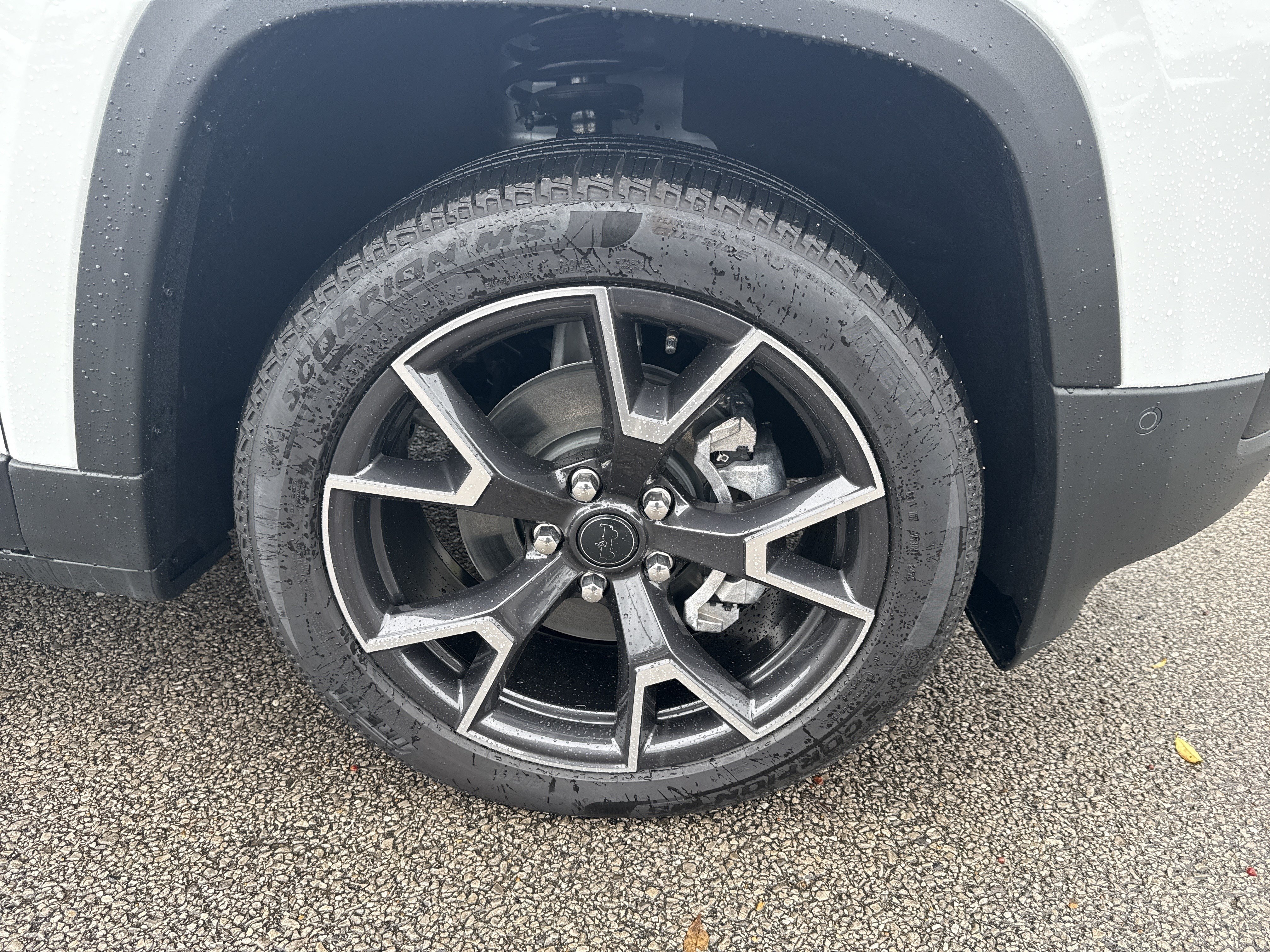 New 2026 Jeep Cherokee Overland AWD/4WD image 14