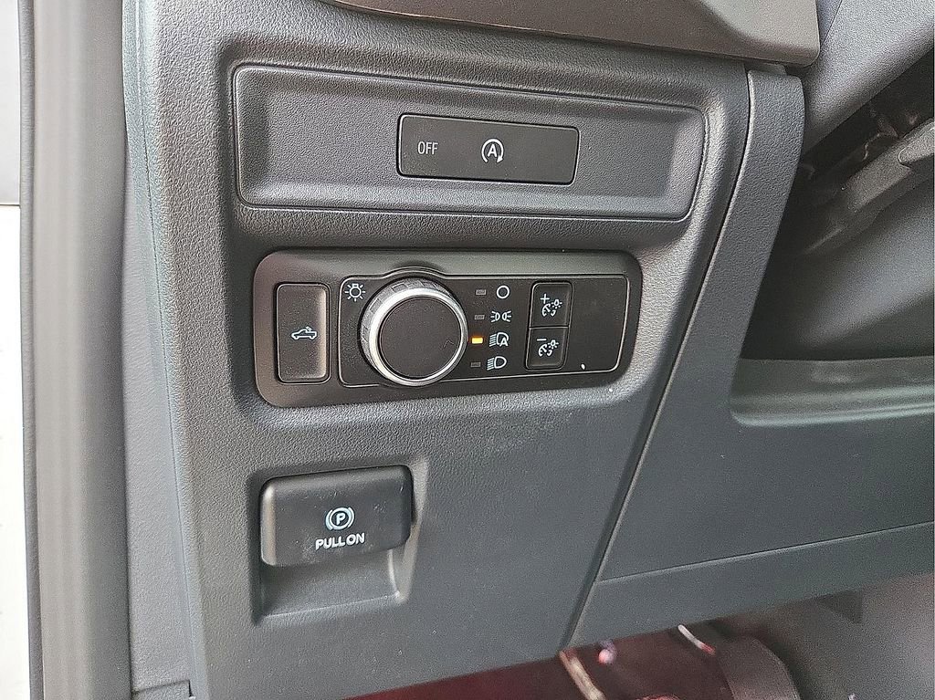 New 2025 Ford F150 XL AWD/4WD image 15