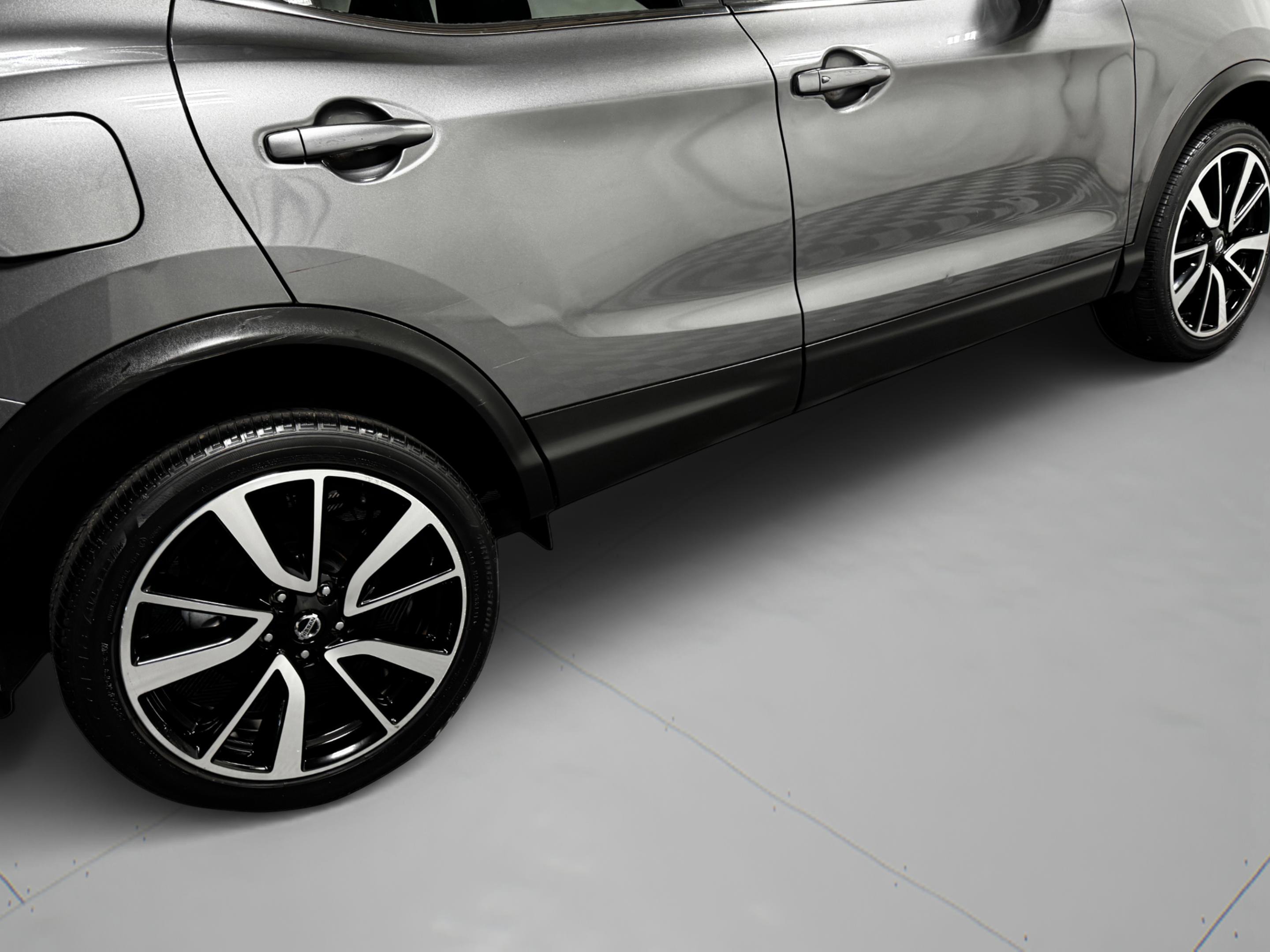 Used 2018 Nissan Rogue Sport SL w/ SL Premium Package image 43