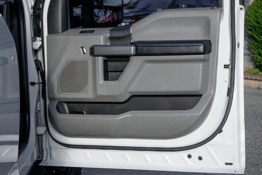 Used 2017 Ford F250 XLT w/ XLT Value Package image 38