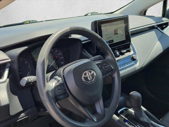 Used 2023 Toyota Corolla LE FWD image 2