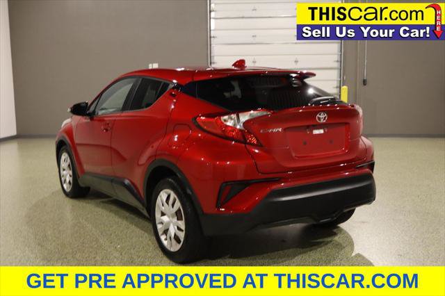 Used 2020 Toyota C-HR LE FWD image 6