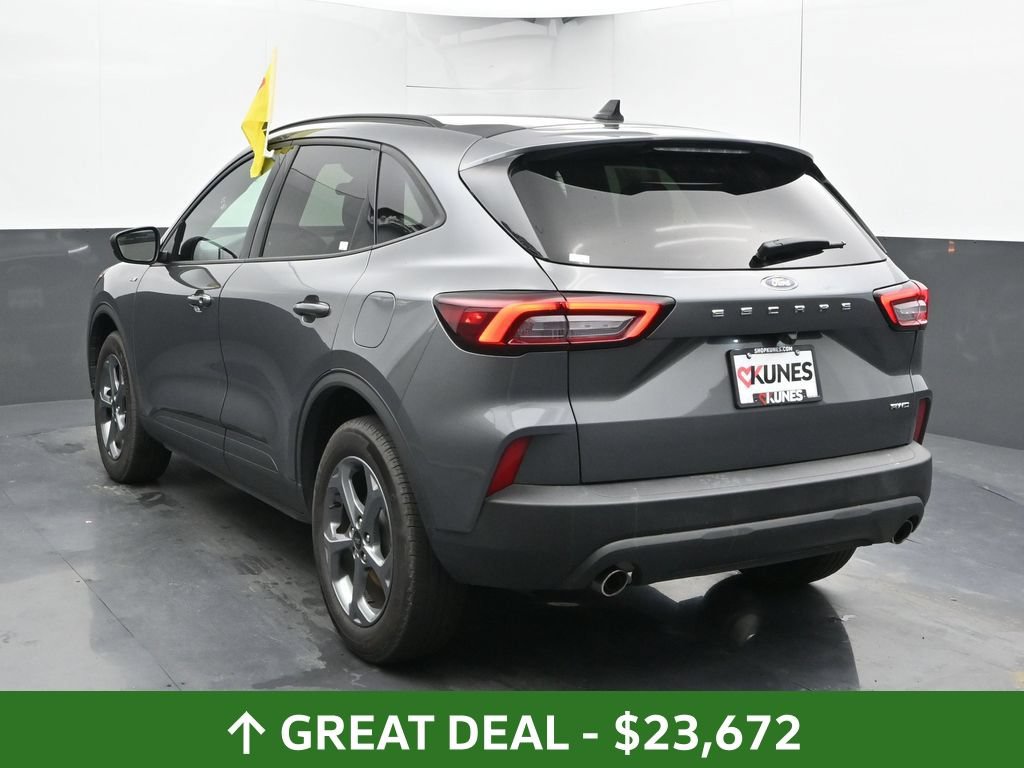 Used 2025 Ford Escape ST-Line AWD/4WD image 12