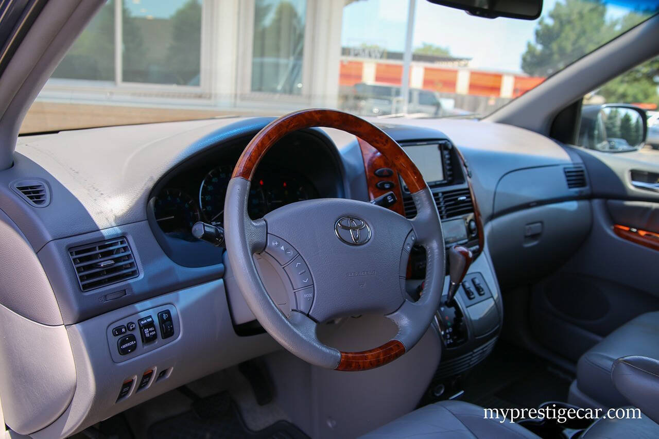 Used 2010 Toyota Sienna XLE Limited w/ XLE Limited Pkg 2 AWD/4WD image 36
