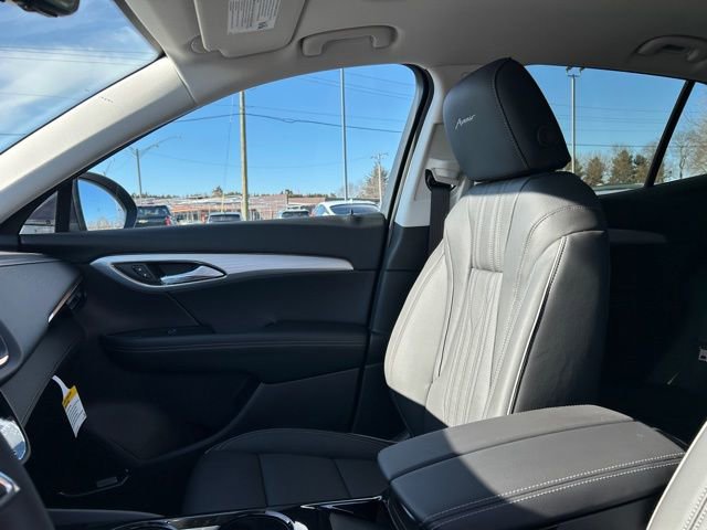 New 2026 Buick Envision Avenir image 32