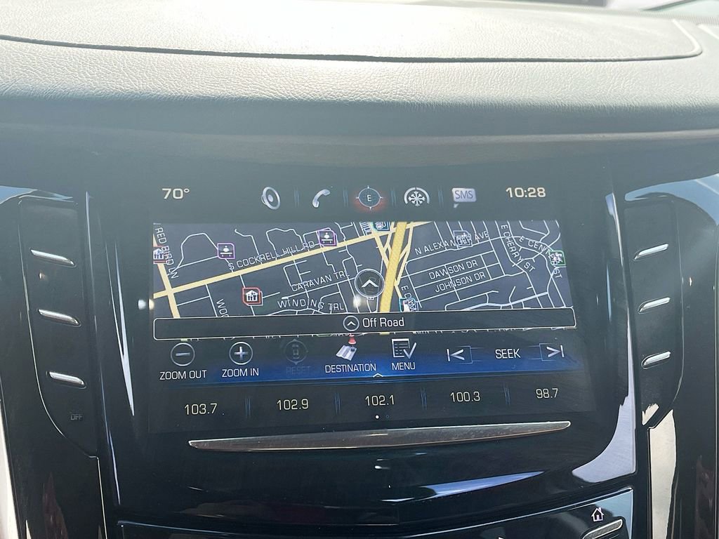 Used 2020 Cadillac Escalade Luxury w/ Escalade Sport Edition AWD/4WD image 13