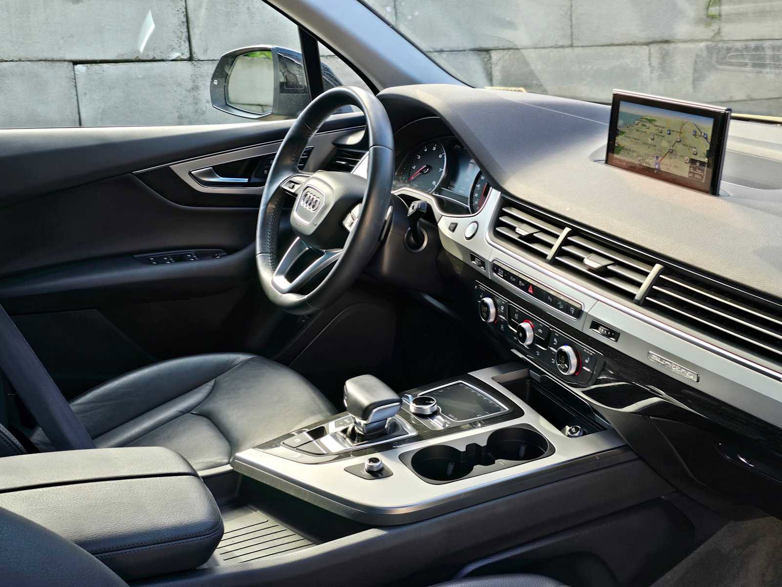 Used 2017 Audi Q7 2.0T Premium Plus AWD/4WD image 10