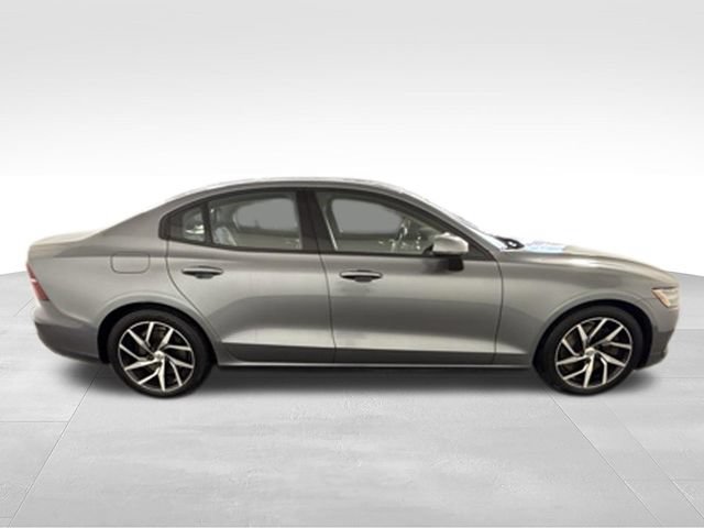 Used 2019 Volvo S60 T6 Momentum w/ Multimedia Package AWD/4WD image 9