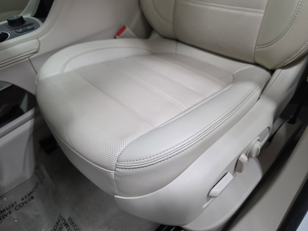 Used 2023 GMC Acadia Denali w/ Denali Ultimate Package image 26